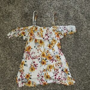 Jolt| Floral Off-Shoulder Flutter Sleeve Top